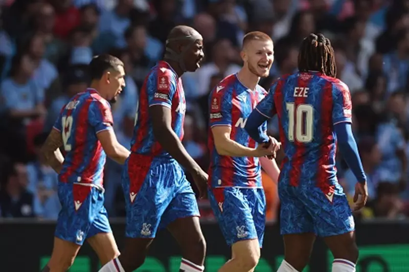 المحكمة الرياضية تؤكد مشاركة كريستال بالاس في دوري المؤتمر الأوروبي بعد رفض الاستئناف